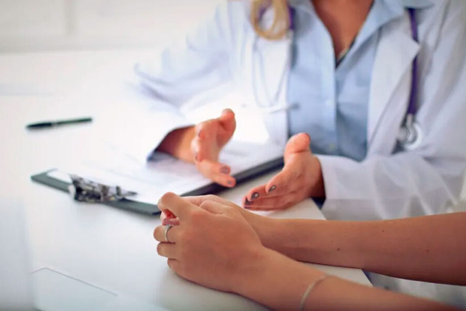 Monotributistas: el Gobierno lanzó un plan para garantizar la atención médica ante el cierre de Obras Sociales en crisis