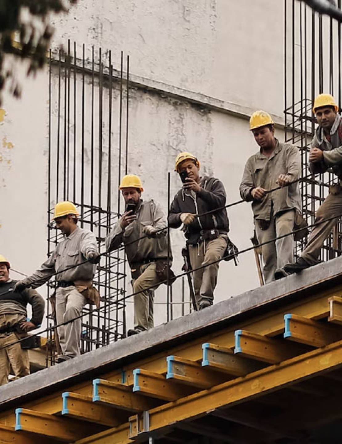 UOCRA acordó subas acumulativas del 1,1% en julio y agosto